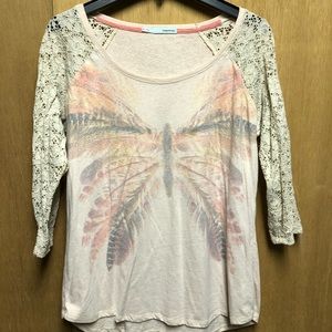 🌻3/$10🌻 Maurices Lace Sleeve Patterned Shirt